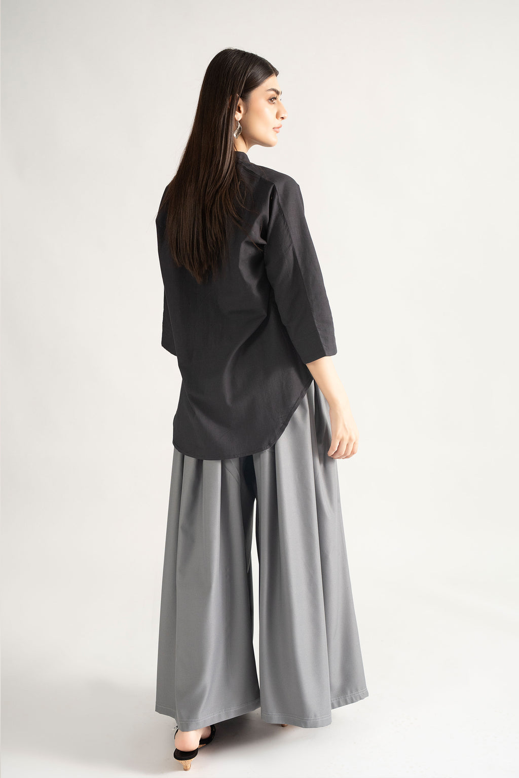 VALE IRISH COTTON BLOUSE BLACK (ship in 5 Days)