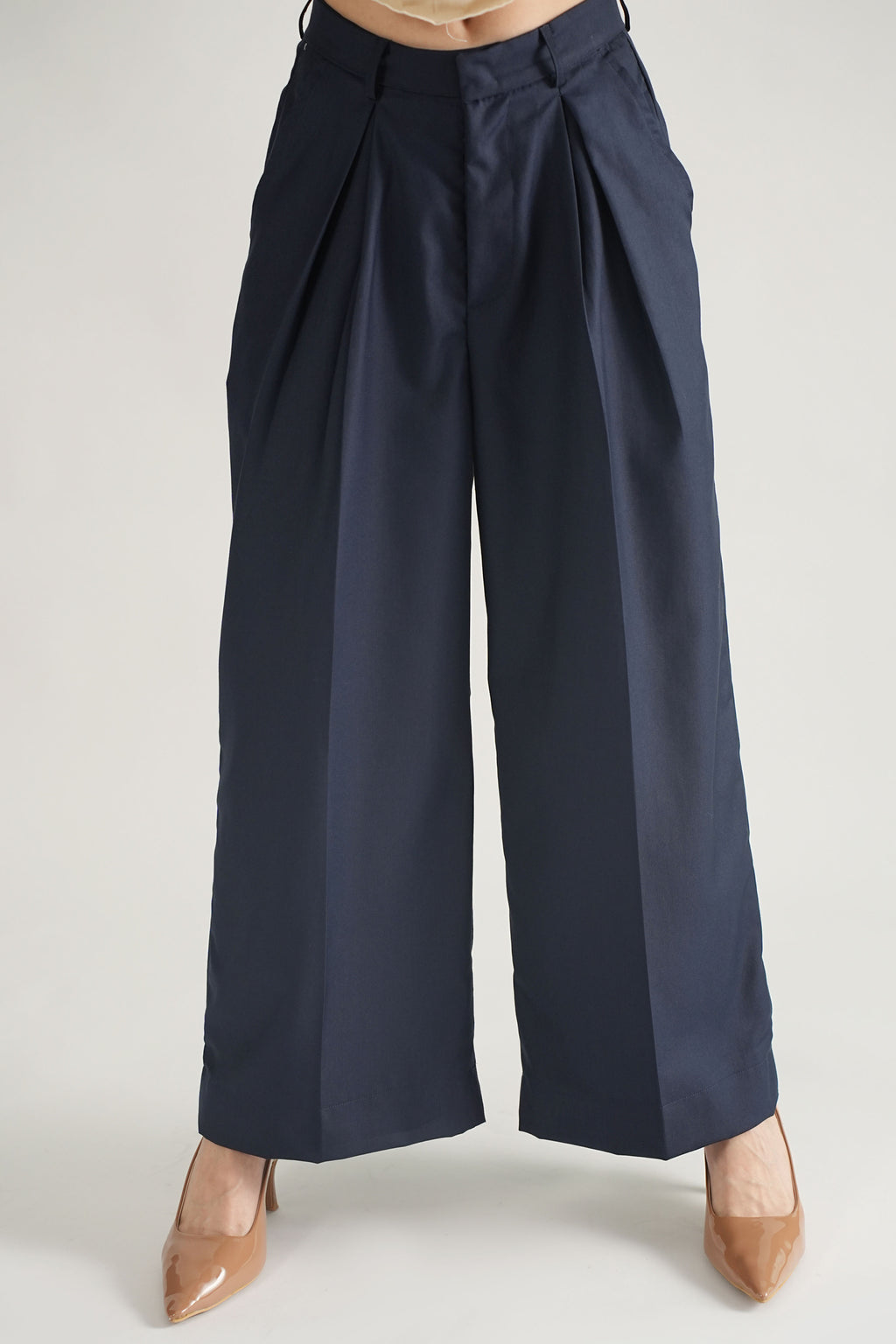FLOE TAILLORED WIDE LEG  PANTS NAVY  (Ship in 7 Days)