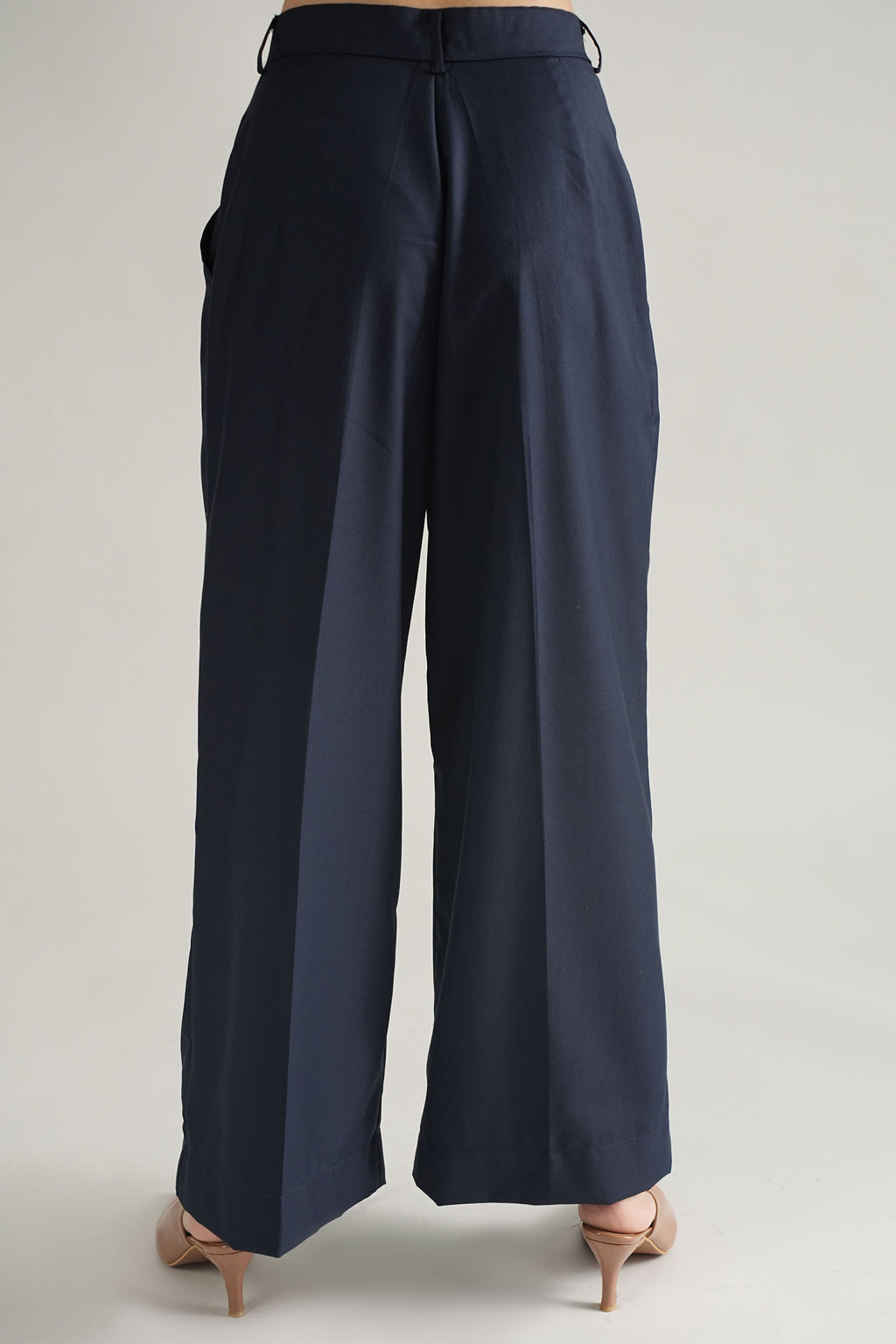 FLOE TAILLORED WIDE LEG  PANTS NAVY  (Ship in 7 Days)